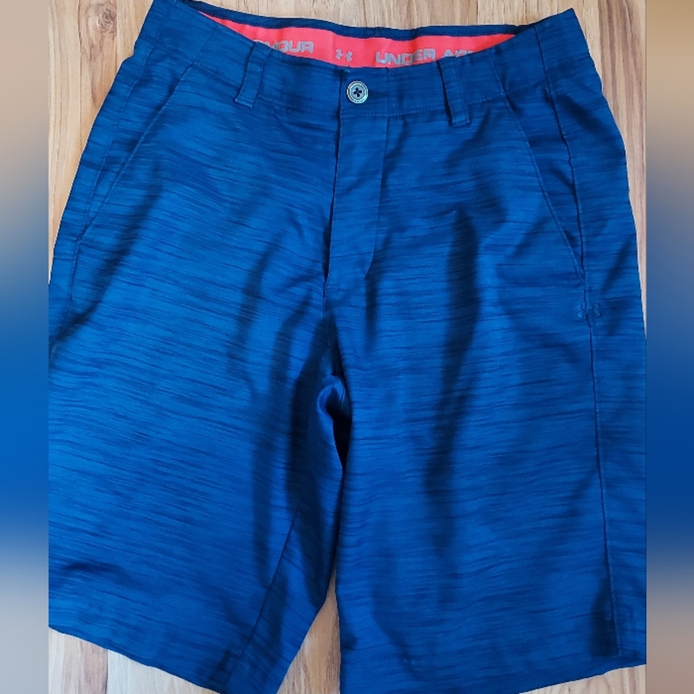 Under Armour Blue Match Play Golf Shorts Men's Size 30 Athleisure Comfort